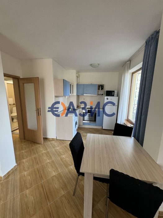 Продава се Двустаен апартамент в к.к. Слънчев бряг - 87 кв.м за 897 €/кв.м - Снимка #3