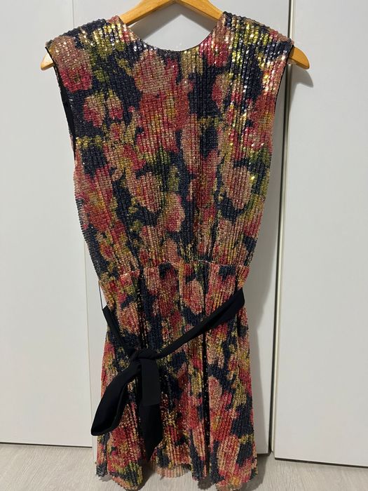 Rochie scurta cu paiete de ocazie