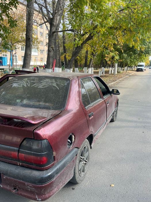 Продам авто Рено 19