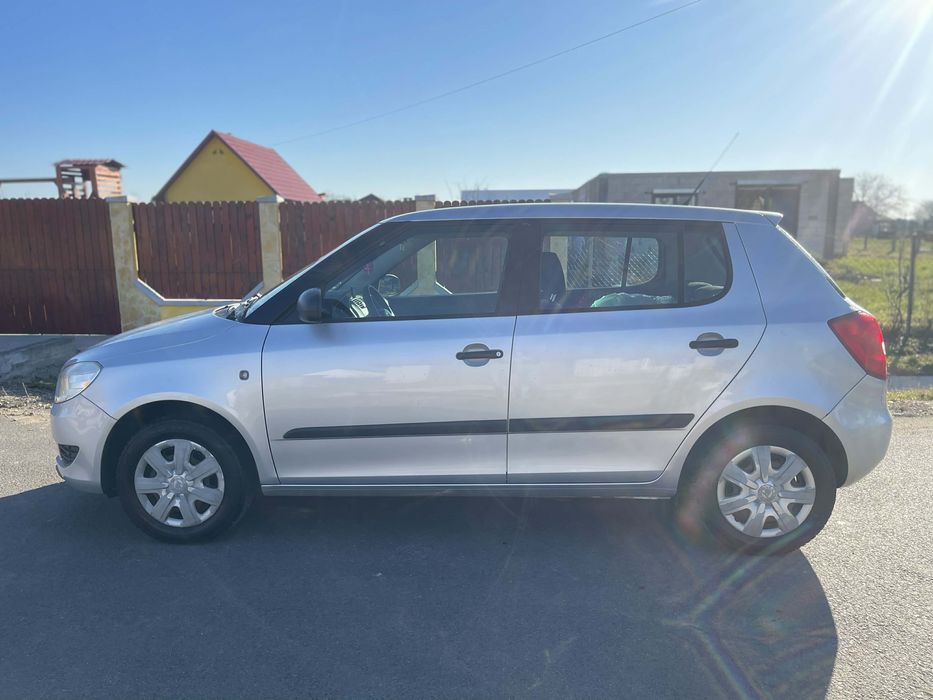 Vand Skoda Fabia 1.2 benzina