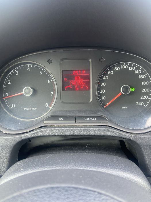 Продается “Volkcwagen polo” 2013 г.в.