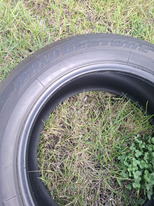 Продам резину Bridgestone Dueler HP Sport