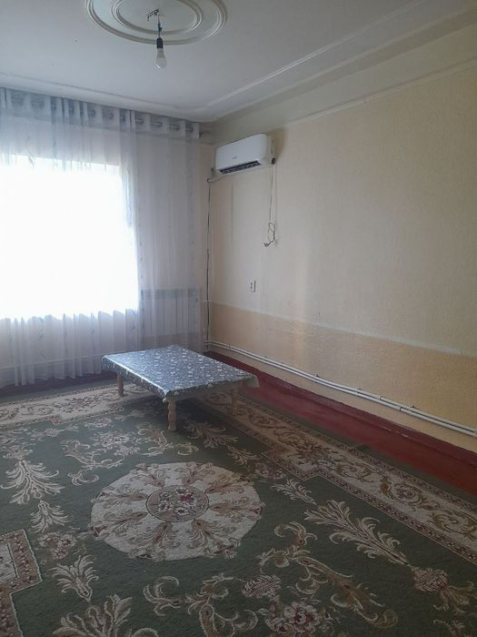 Квартира 5 хонали сотилади