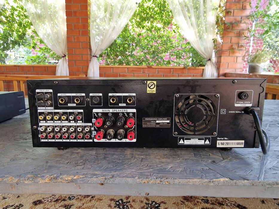 Двухканальный караоке усилитель