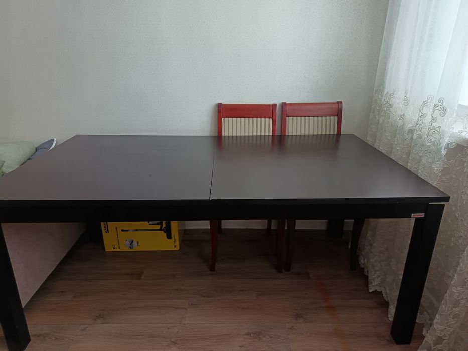 Продам стол со стульями