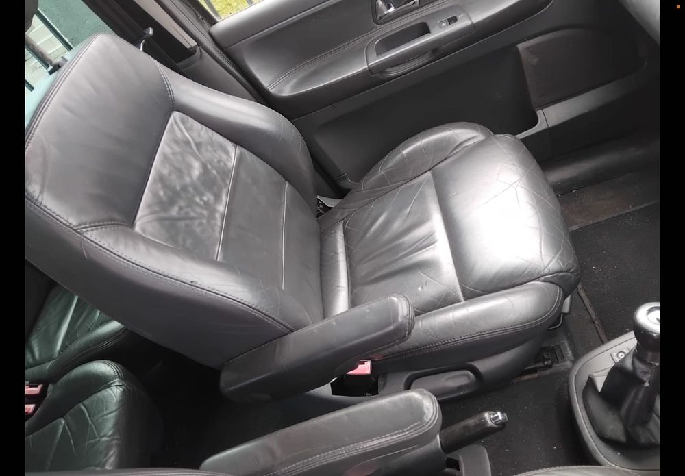 4 Scaune auto piele cu 2 încalzire frontala