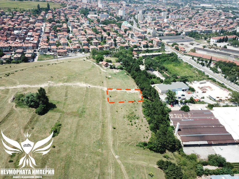 Продавам парцел със сменен статут 640кв.м. в гр.Асеновград кв.Зъбчето