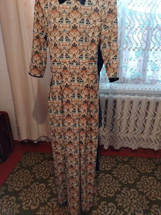 Продаю платье супер