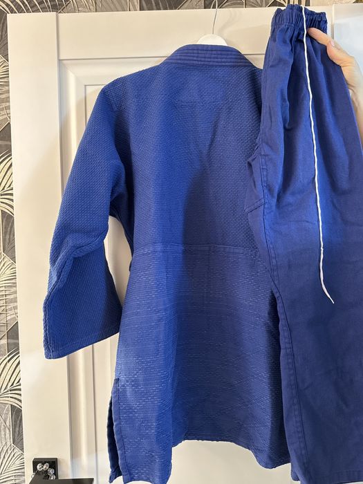 Кимоно синие.