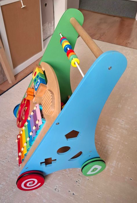 Vand antemergator jdin lemn interactiv (cu jocuri)