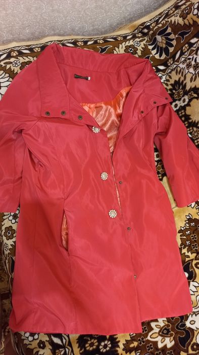 Продам пальто и тренч