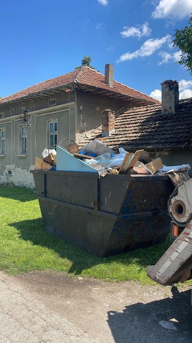 Контейнери под наем за строителни , битови к производствени отпадъци