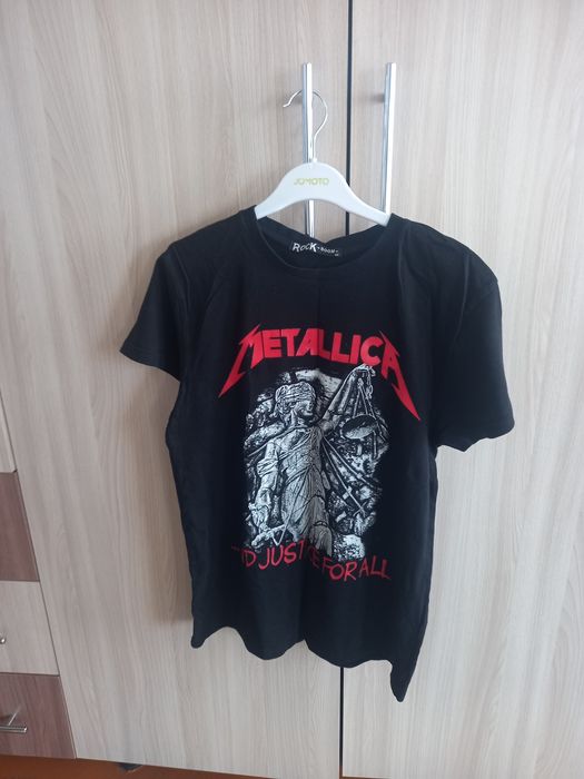 Продам футболку 46р