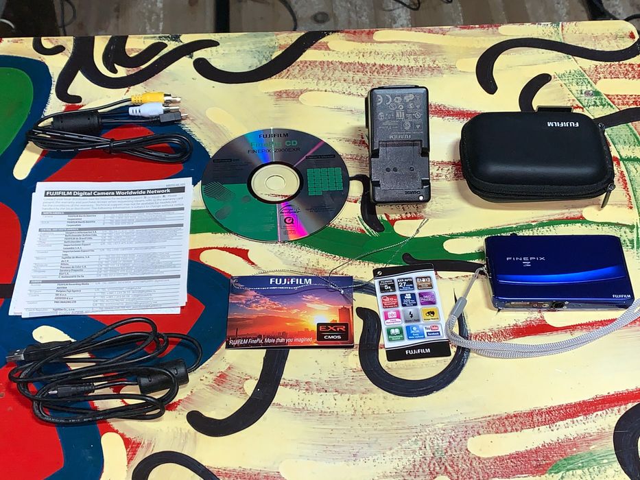 Fujifilm Z900EXR 16 MP 5x zoom Digital Camera Цифров Фотоапарат