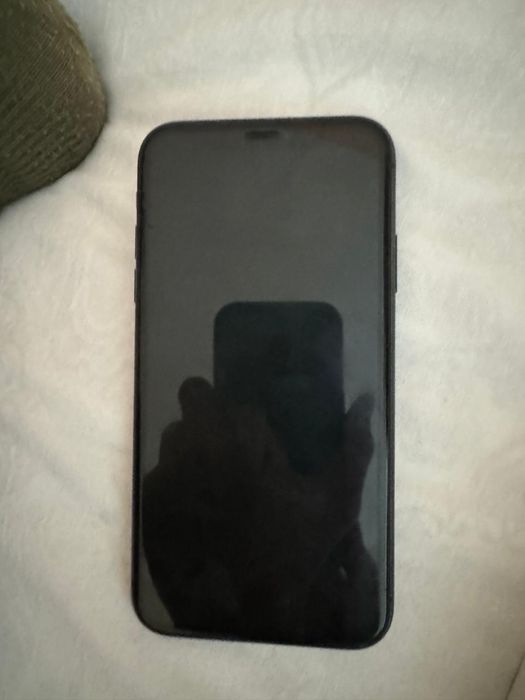 Айфон 11 сатылады