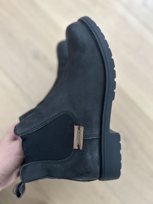 Ghete dama din piele