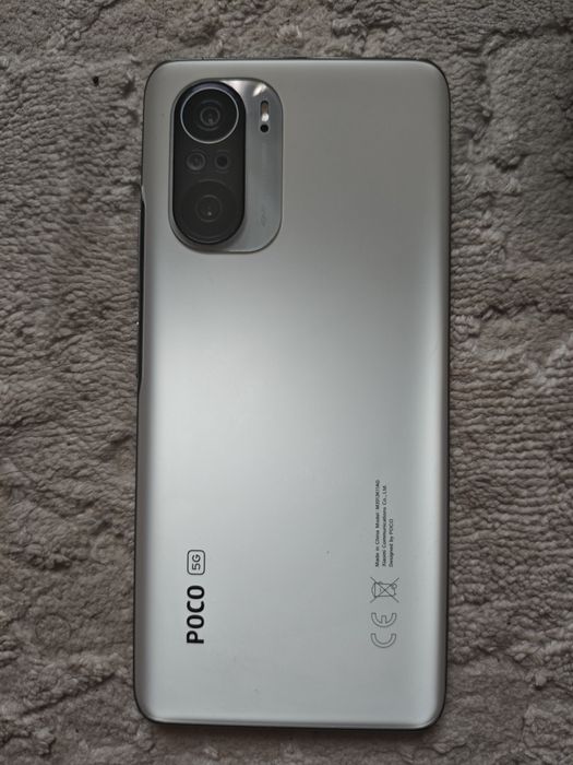 Продам телефон Poco F3