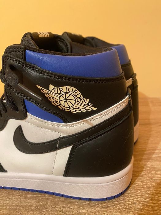 Air Jordan 1 Retro High OG Royal Toe