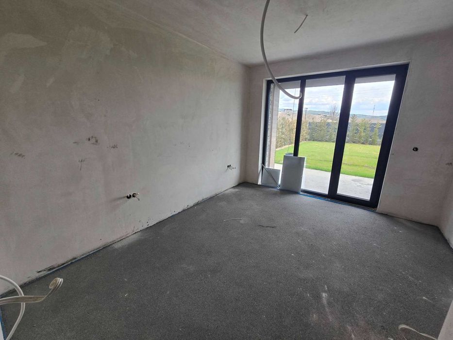 Бутикова къща с минерална вода за продажба до Банско и село Баня