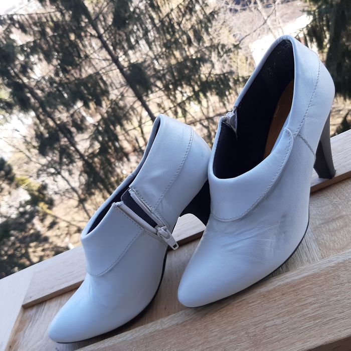 vând încălțăminte damă