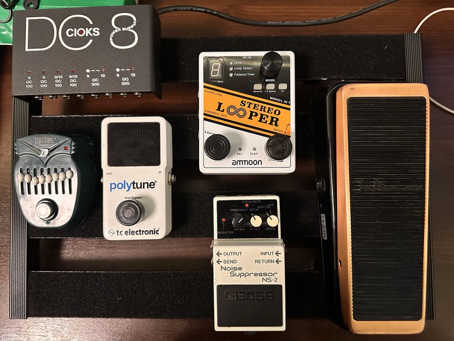 Педали эффектов для электро гитары.