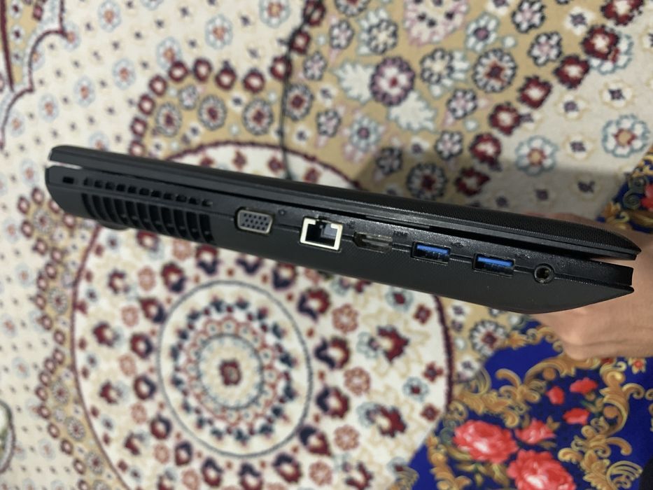 Ноутбук леново сатылады