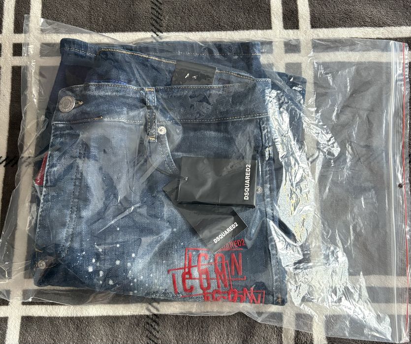 Дънки Dsquared D2