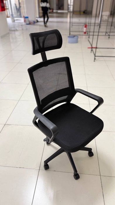 Ofis uchun kreslo