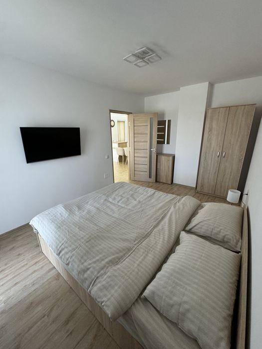 Inchiriez apartament nou cu 2 canere in cartierul River Park