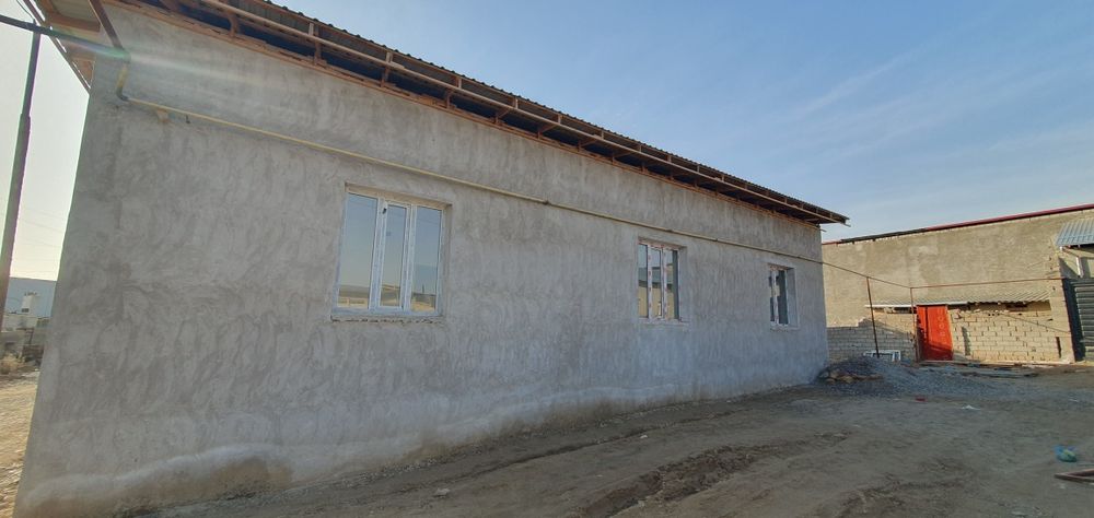 Yengi toshmidan kirganda Tutzorda 2.5 sòtu  6 xona 68000$