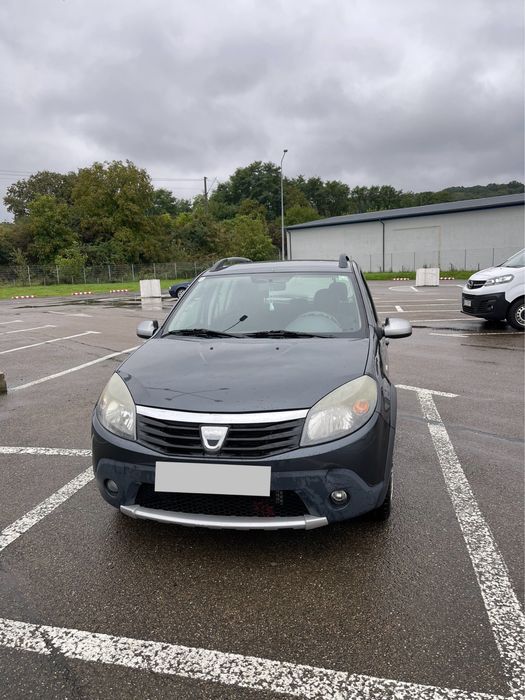 Vând Dacia Sandero Stepway 2010