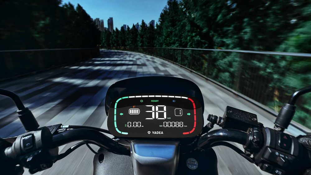 Scuter electric YADEA E8S, 3000W, full LED, 45 km/h, inmatriculat