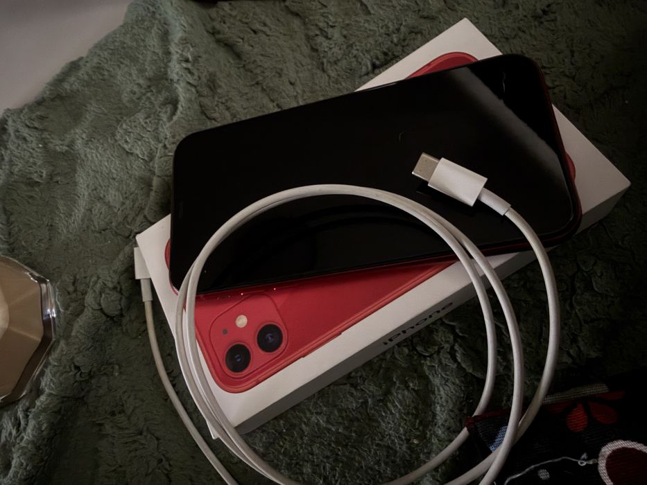 IPhone 11 128GB Red