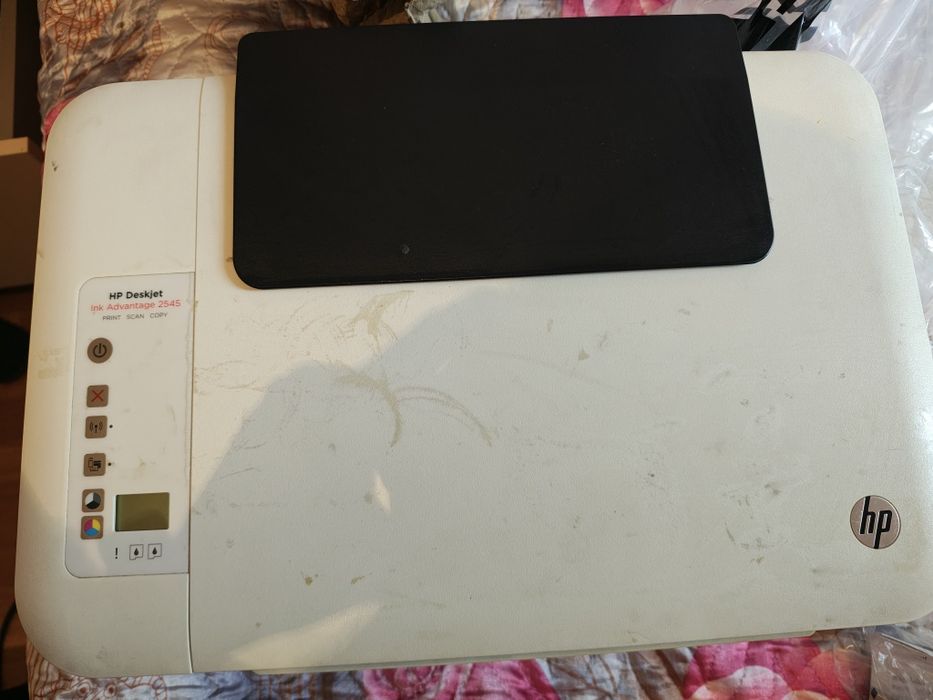 Принтер HP deskjet цветной