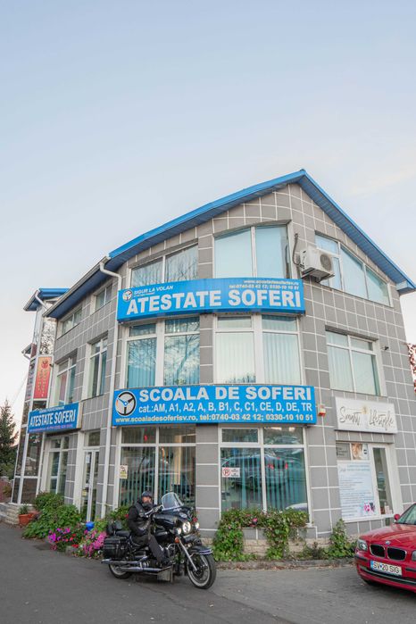 Scoala de soferi profesionisti  Atestate soferi CPC CPI marfa ADR Taxi