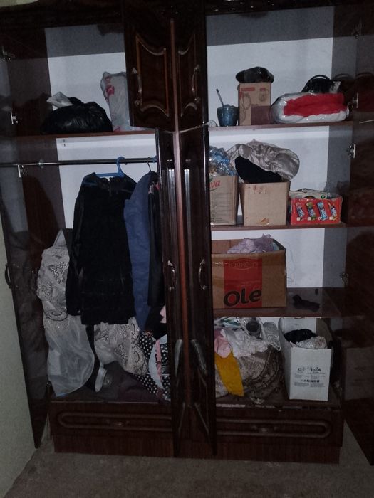 Продам Шкаф и тримо