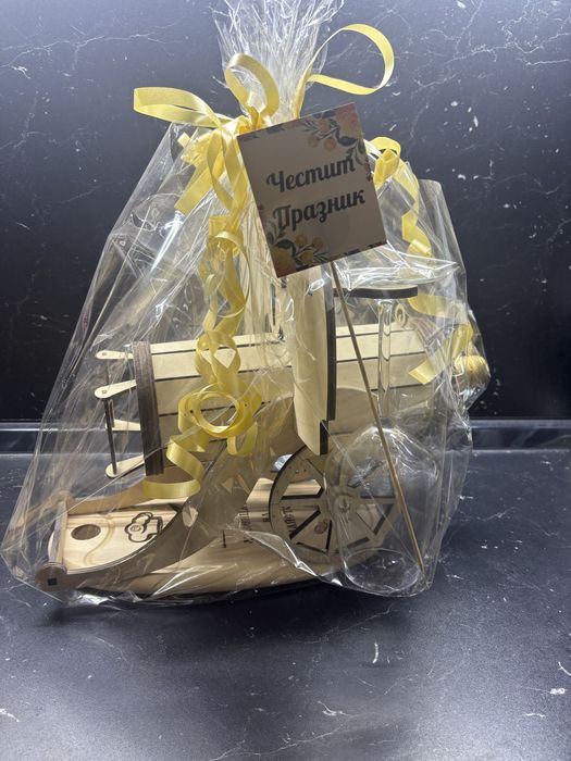 Черешово топче стойка за вино, чаши, дъска за рязане