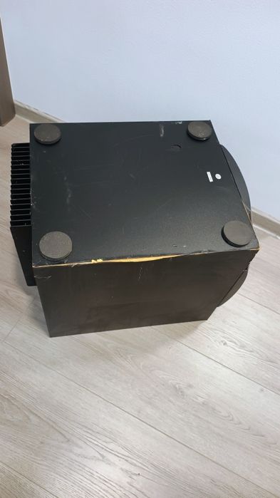 Subwoofer Logitech Z5500 funcțional