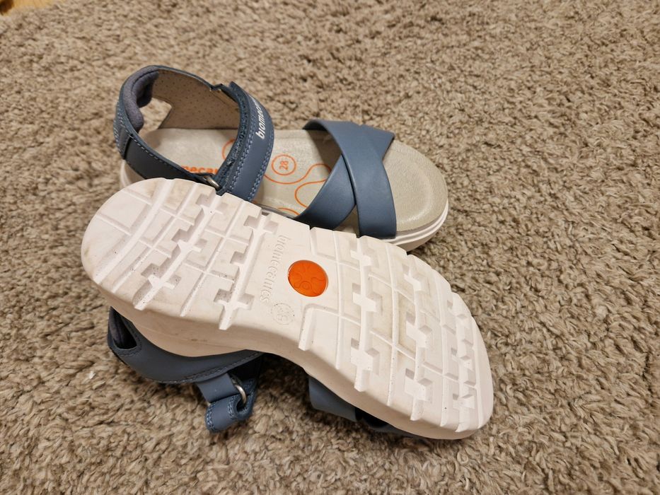 Нови Сандали Биомеханик. Размер 28 момиче