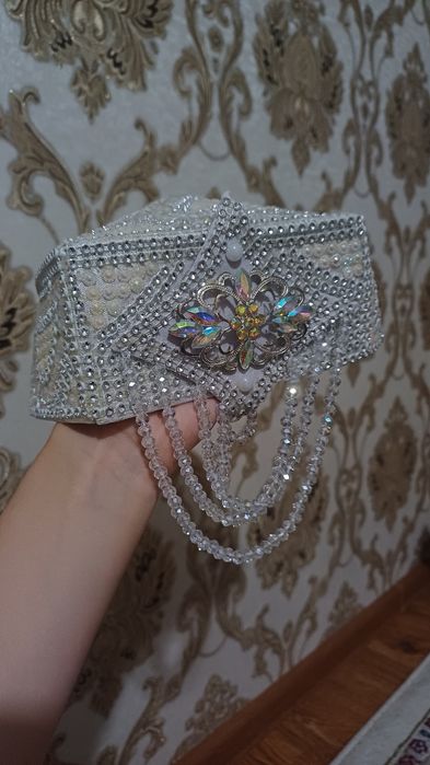 Bejirim dòppi toshli