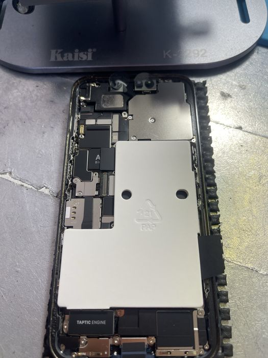 Service iphone 12/13/14/15/16/17 pro si pro max