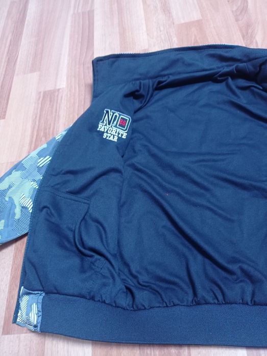 Vand geaca de toamna baieti, potrivita pentru scoala