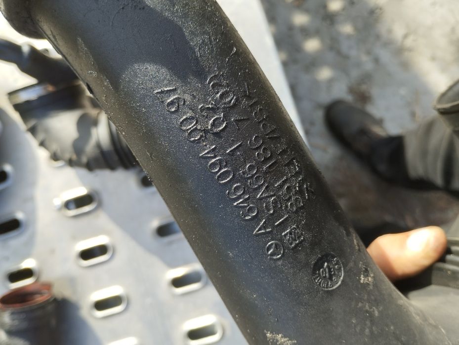 Тръба от филтър до турбо Mercedes w203 w210 W211 w220 W209