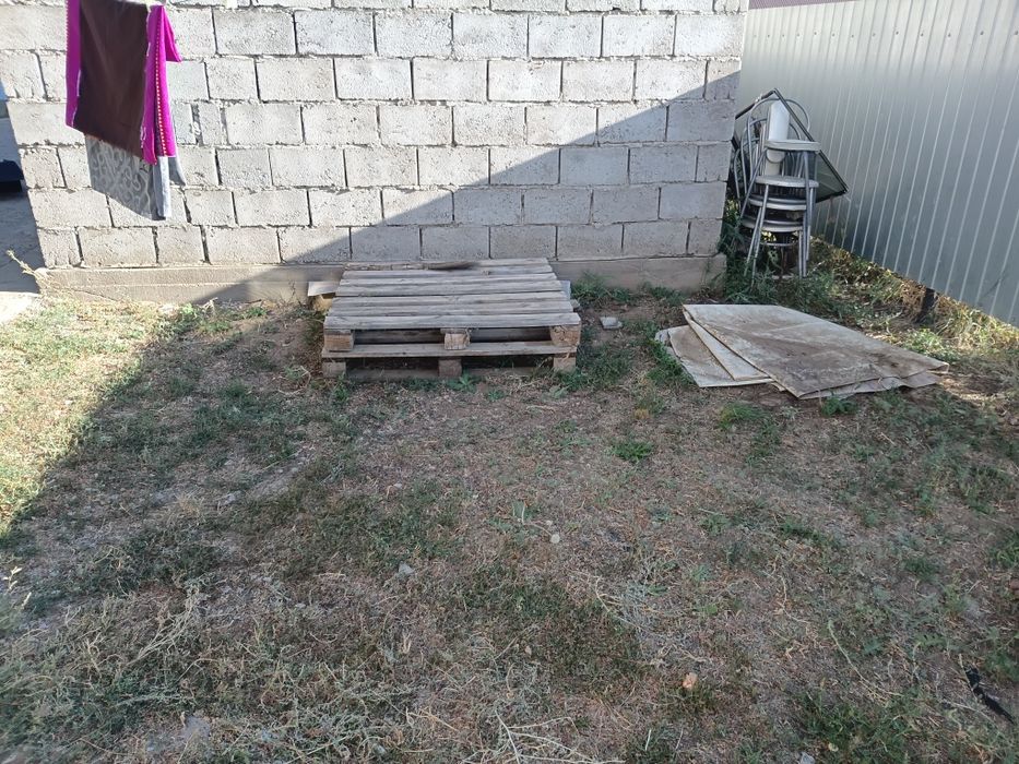 Продам поддоны самовывоз