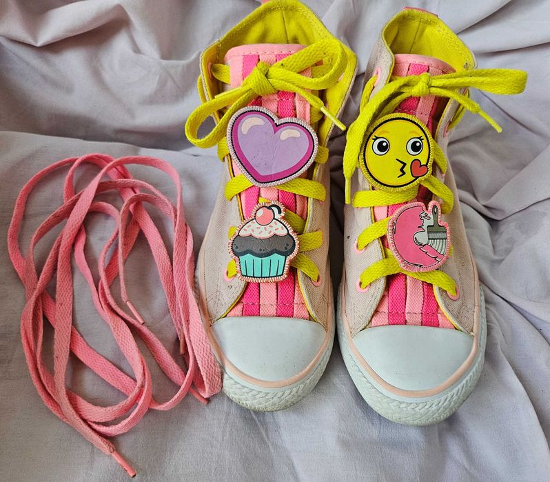 Детски кецове CONVERSE. Размер 31,5  19см