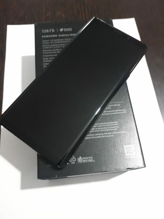 Продам смартфон галакси ноут 9