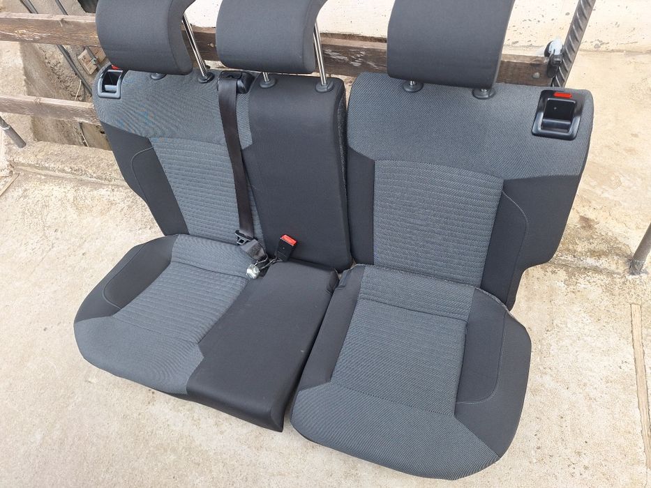 Салон /седалки +кори Vw polo 6R1