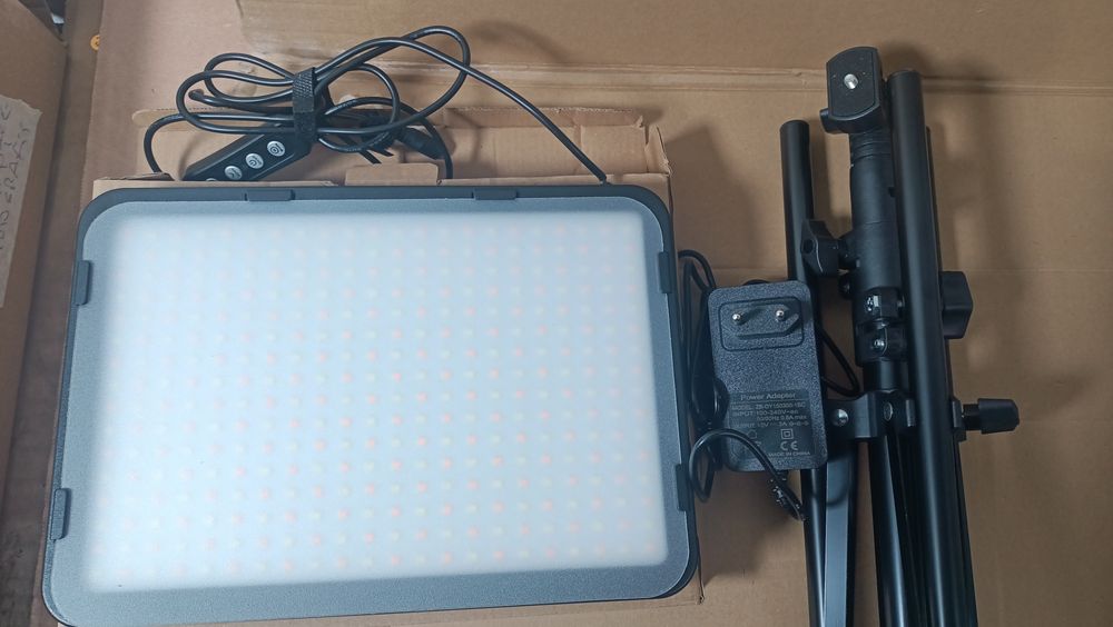 Telecomandă Zhiun Crane 2 Nouă Cu Senzor De Mișcare  Și Follow Focus