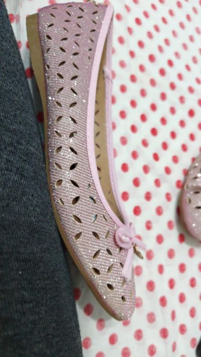 Продам туфли балетки