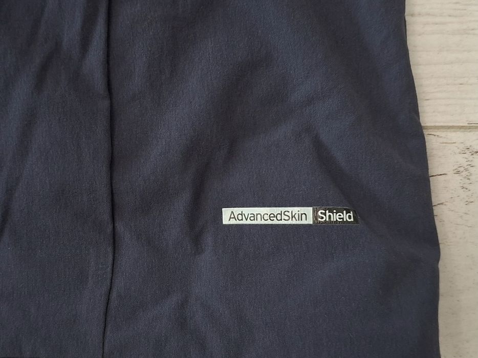 Salomon-Дамско хибридно яке пух